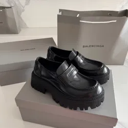 Balenciaga shoes for Women's Balenciaga Sneakers #B43315