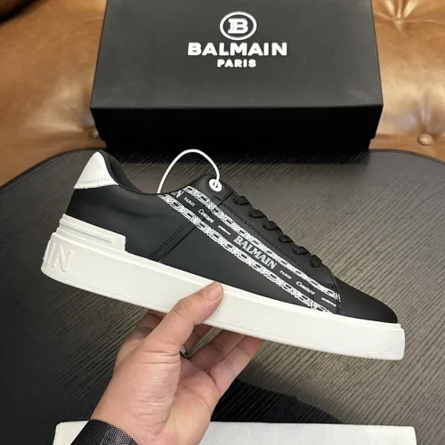 Balmain Sneakers Shoes for men #B63729
