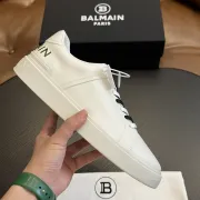 Balmain Sneakers Shoes for men #B63735