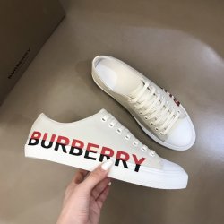 Burberry Shoes for Men's Sneakers #99909660