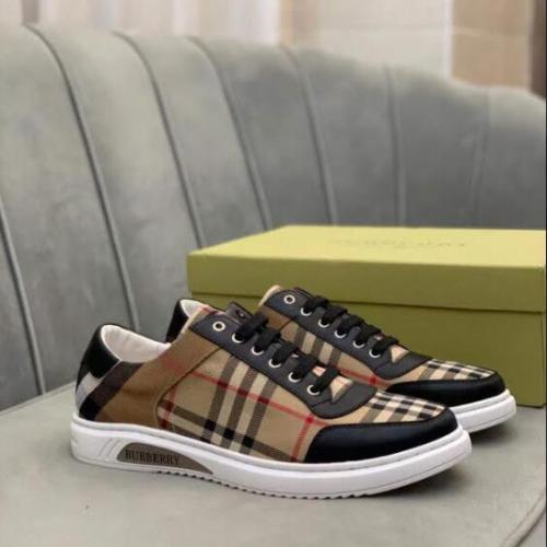 Burberry Shoes for Men's Sneakers #99916655