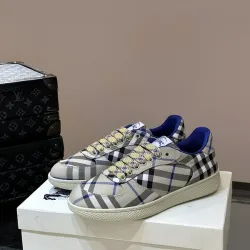 Burberry Shoes for Men's Sneakers #B52043