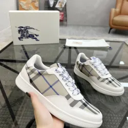 Burberry Shoes for Men's Sneakers #B52054