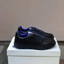 Burberry Shoes for Men's Sneakers #B59585