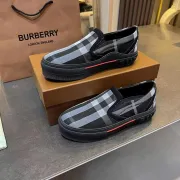 Burberry Shoes for Men's and women Sneakers #999931024
