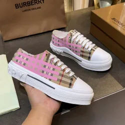 Burberry Shoes for Men's and women Sneakers #999936134