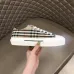 Burberry Shoes for Men's and women Sneakers #B40167