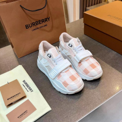 Burberry Shoes for Women's Sneakers #999929805