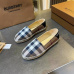 Burberry Shoes for Women's Sneakers #999936137