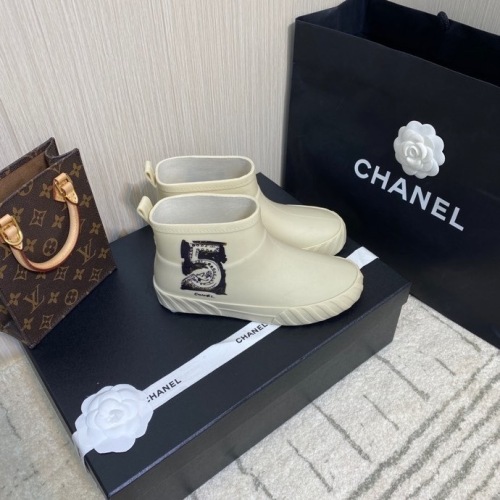 Chanel shoes for Women Chanel Boots #99908651