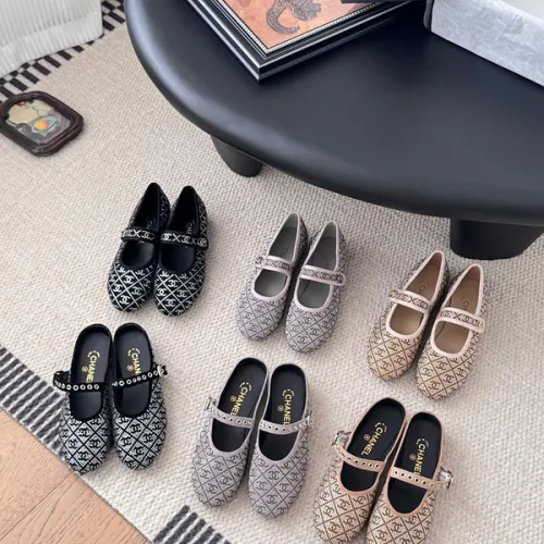 Chanel shoes for Women's Chanel Pumps knit trainers & CC logo  #B54134