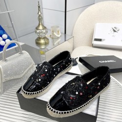 Chanel shoes for Women's Chanel Sneakers #999933485
