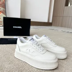 Chanel shoes for Women's Chanel Sneakers #B44714