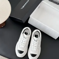 Chanel shoes for Women's Chanel Sneakers #B55802