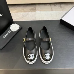 Chanel shoes for Women's Chanel Sneakers #B61184