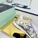 Chanel shoes for Women's Chanel Sneakers Les nouvelles cornes d'argent de Chanel #B53183