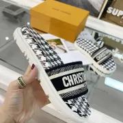 Dior Shoes for Dior Slippers for women #99917489
