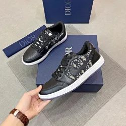 Dior Nike Shoes for Men's Sneakers #B39496