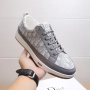 Dior Shoes for Men's Sneakers #99906219