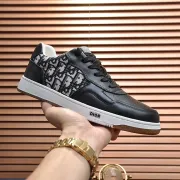 Dior Shoes for Men's Sneakers #99908103