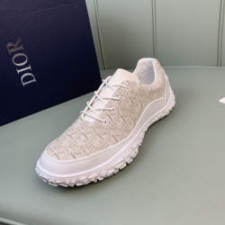 Dior Shoes for Men's Sneakers #99911786
