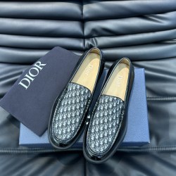 Dior Shoes for Men's Sneakers #B35578