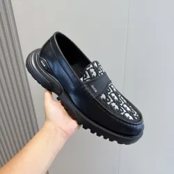Dior Shoes for Men's Sneakers #B52443
