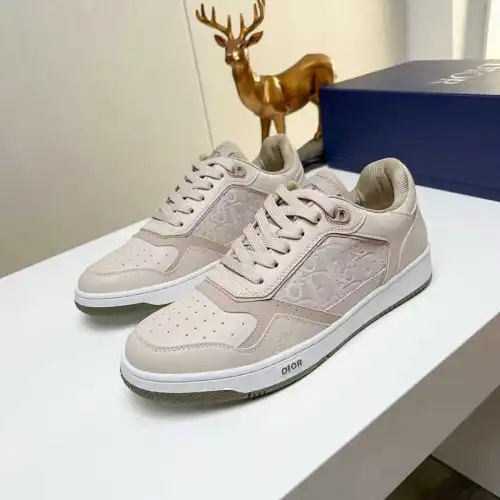 Dior Shoes for Men's Sneakers #B63692