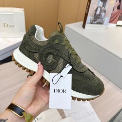 Dior Shoes for Men's and women Sneakers #9999931567