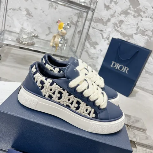 Dior Shoes for Men's and women Sneakers #B43040