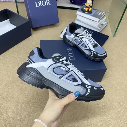 Dior Shoes for Men's and women Sneakers #B44690