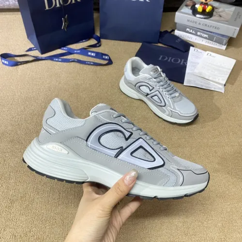 Dior Shoes for Men's and women Sneakers #B44696