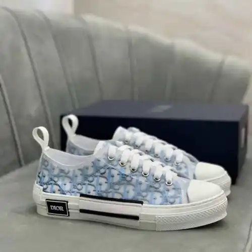 Dior Shoes for men and women Sneakers #99906240