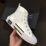 Dior Shoes for Women's Sneakers #9123130