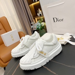 Dior Shoes for Women's Sneakers #99910157