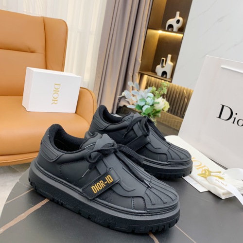Dior Shoes for Women's Sneakers #99910160