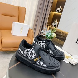 Dior Shoes for Women's Sneakers #99910166