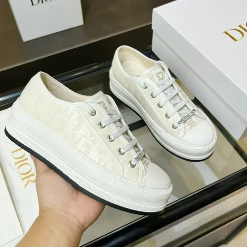 Dior Shoes for Women's Sneakers #B41919