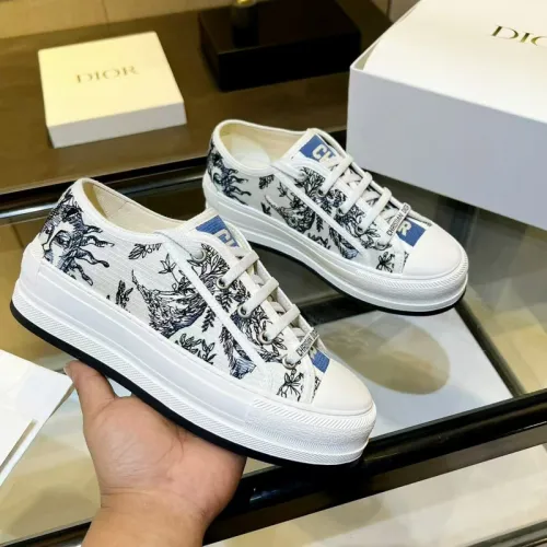 Dior Shoes for Women's Sneakers #B41927