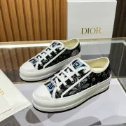 Dior Shoes for Women's Sneakers #B49360