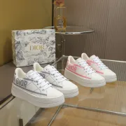 Dior Shoes for Women's Sneakers #B49444