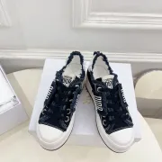 Dior Shoes for Women's Sneakers #B49458