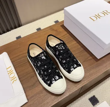 Dior Shoes for Women's Sneakers #B63637