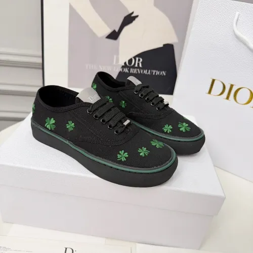 Dior Shoes for Women's Sneakers #B64238