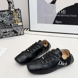 Dior Shoes for Women's Sneakers #B64247
