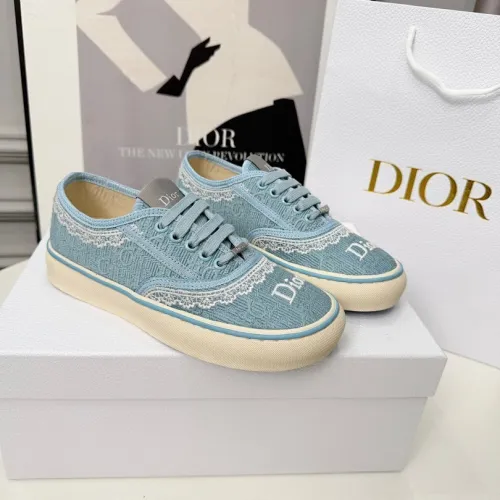 Dior Shoes for Women's Sneakers #B64250