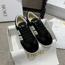 Dior Shoes for Women's Sneakers #B64334