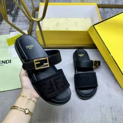 Fendi shoes for Fendi Slippers for men and women #B52466