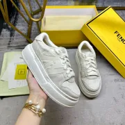 Fendi shoes for Women's Fendi Sneakers #B39299