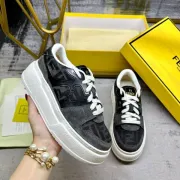 Fendi shoes for Women's Fendi Sneakers #B39302